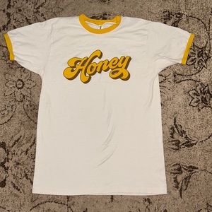 NWOT Savannah Bee Company “honey” tee-shirt